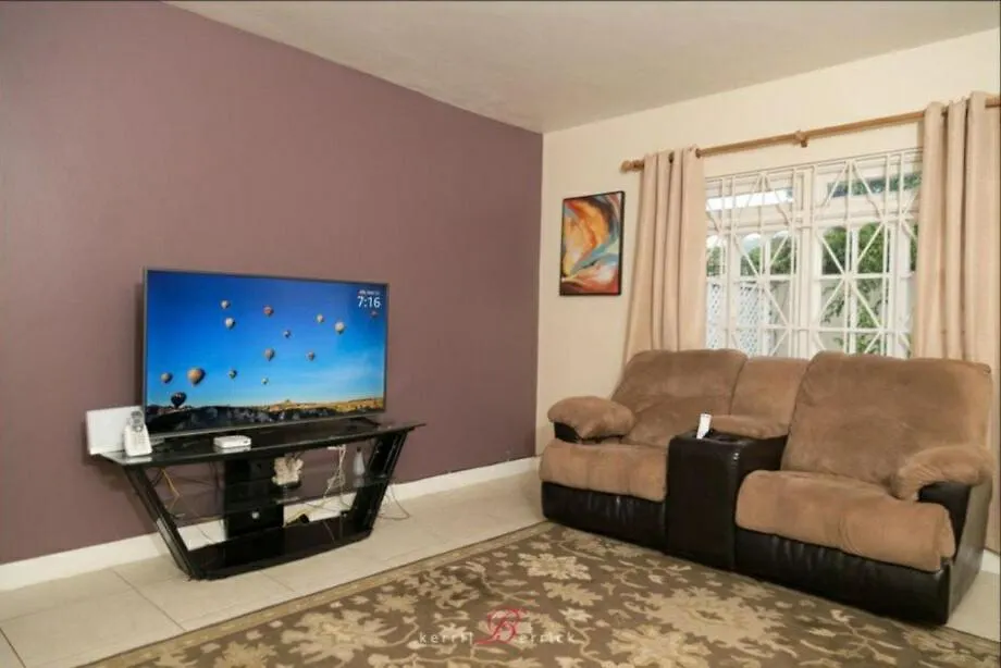 Serenity Villa Κίνγκστον